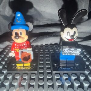 Mickey Sorcerer & Oswald Minifigure Set